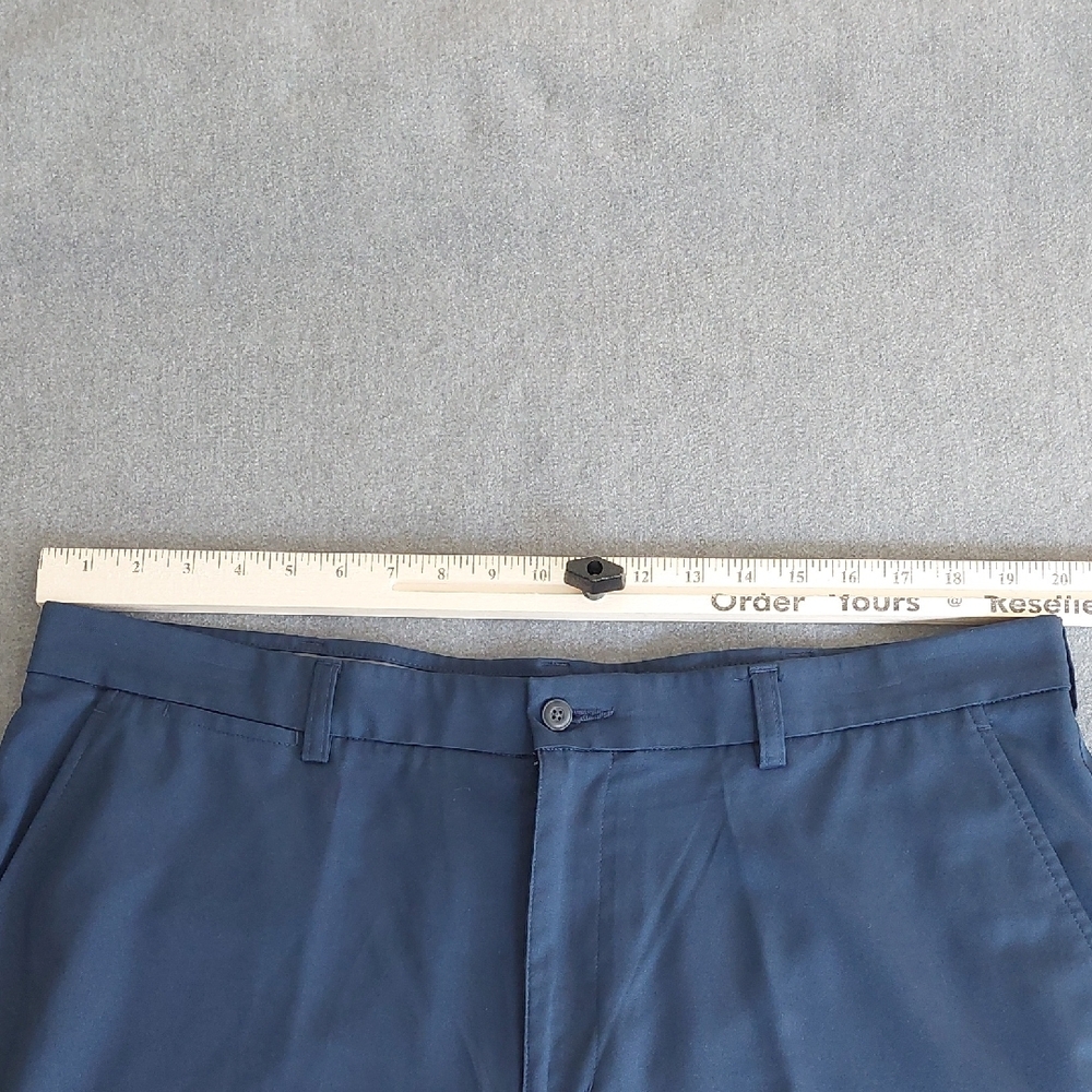 Roundtree & Yorke Performance Golf Shorts Navy Blue Size 40 - Picture 3 of 7